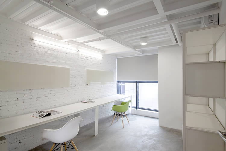 現(xiàn)代辦公家具